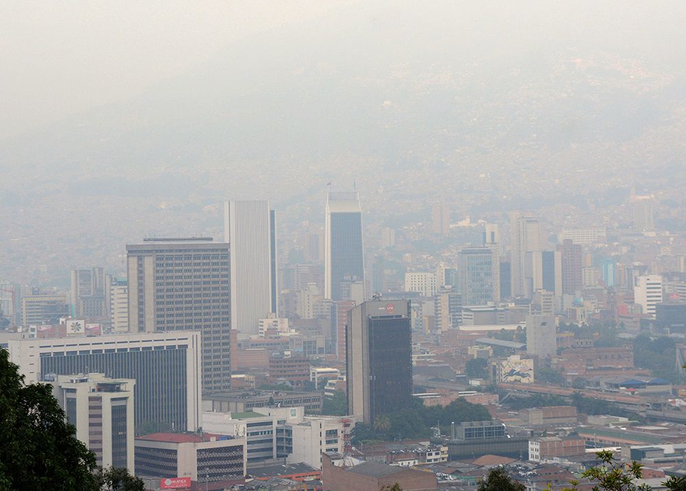 Aire contaminado en la ciudad de Medellín-Panorámica Medellín-Colombia