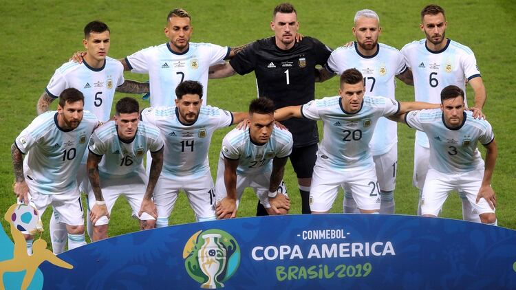 El equipo argentino en la previa del partido ante Paraguay en la Copa América de Brasil (Foto: REUTERS/Edgard Garrido)