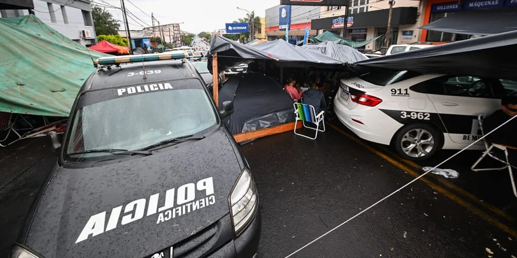 Misiones: 10 días de protestas de policías, médicos y docentes y un conflicto que escala en tensión