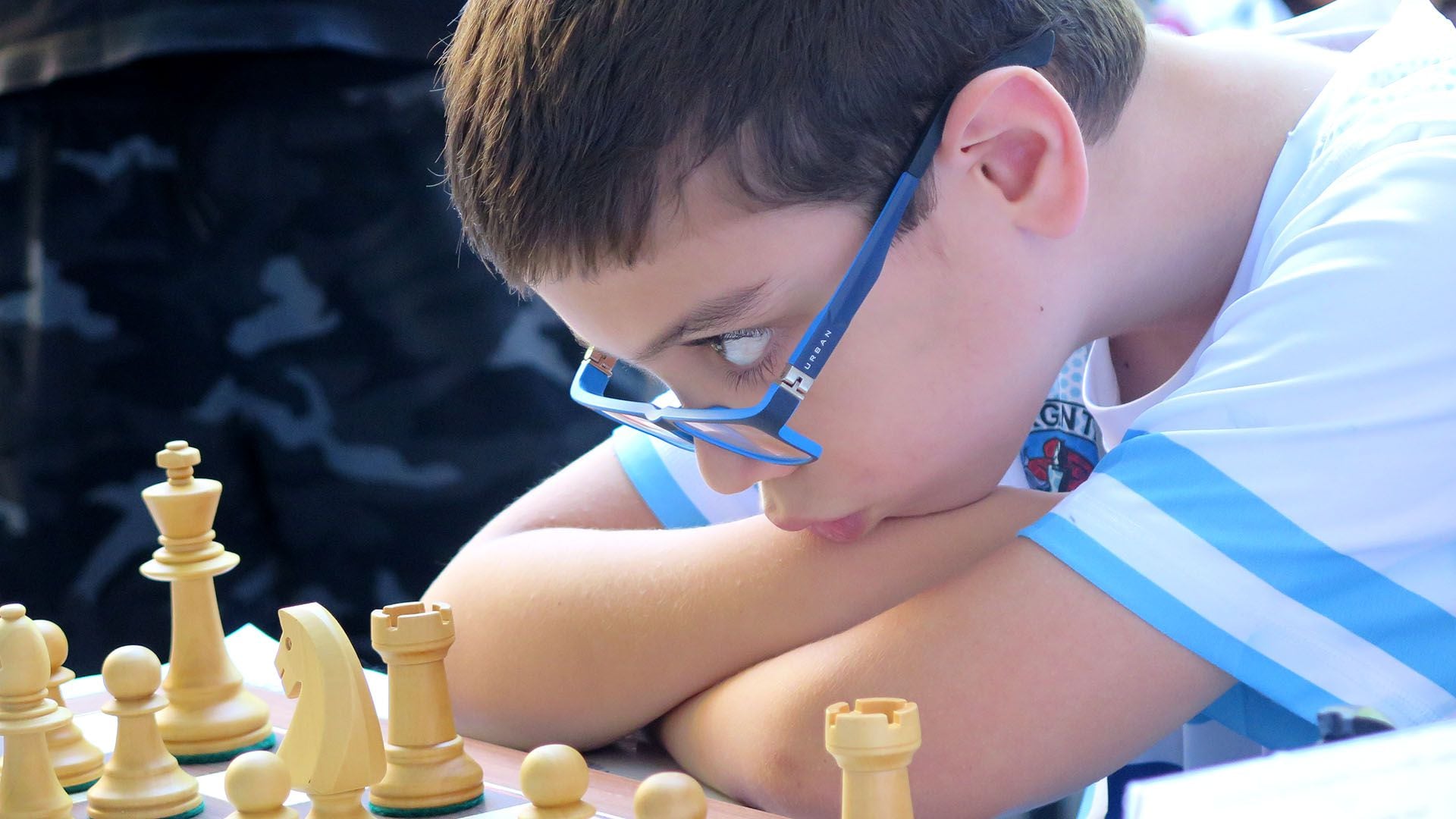 Rcord en el ajedrez: el argentino de 10 aos Faustino Oro se convirti en  el maestro internacional ms joven de la historia - Infobae