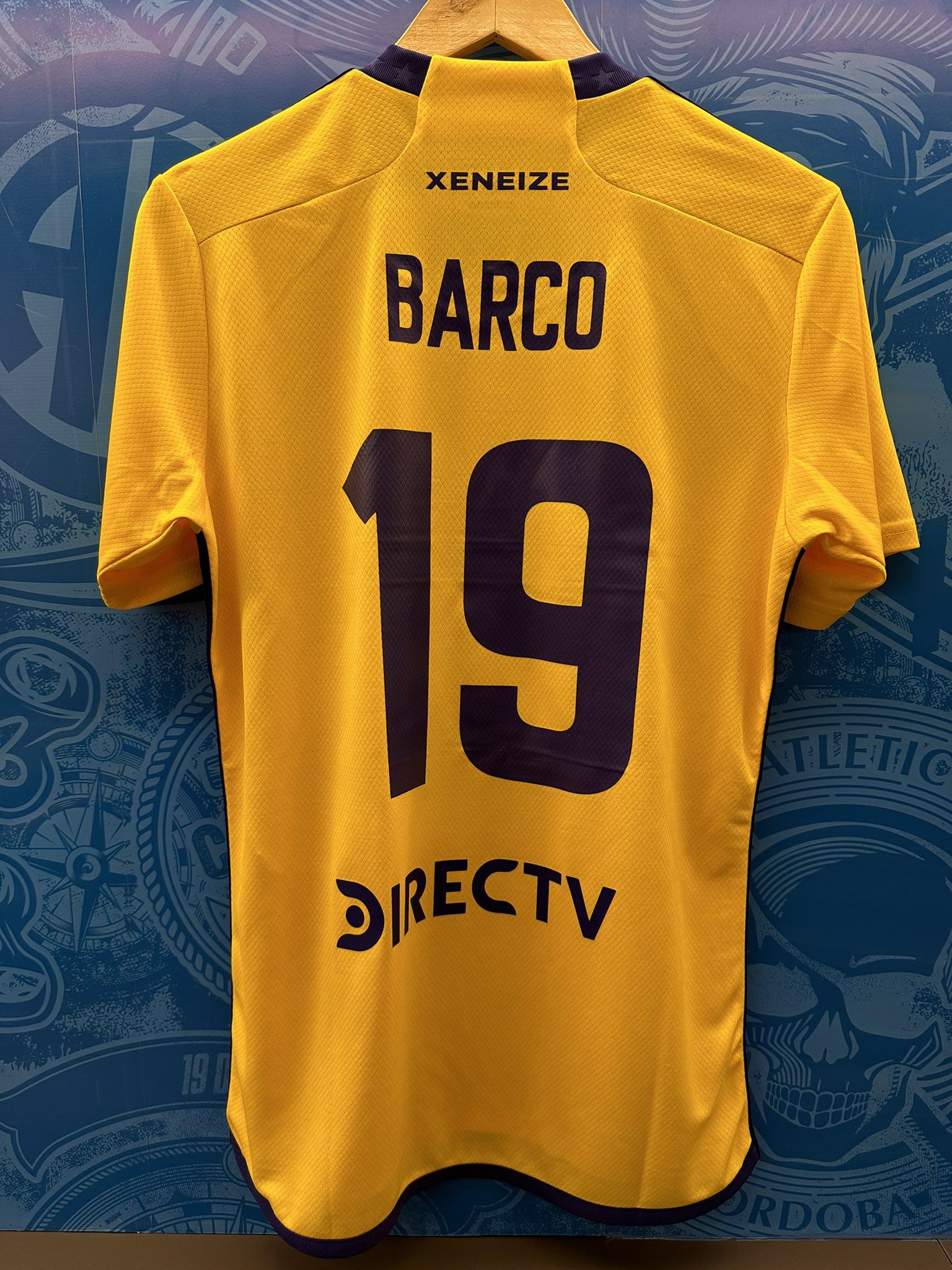 La camiseta que utilizará Valentín Barco en el duelo ante Belgrano de Córdoba (@BocaJrsOficial)
