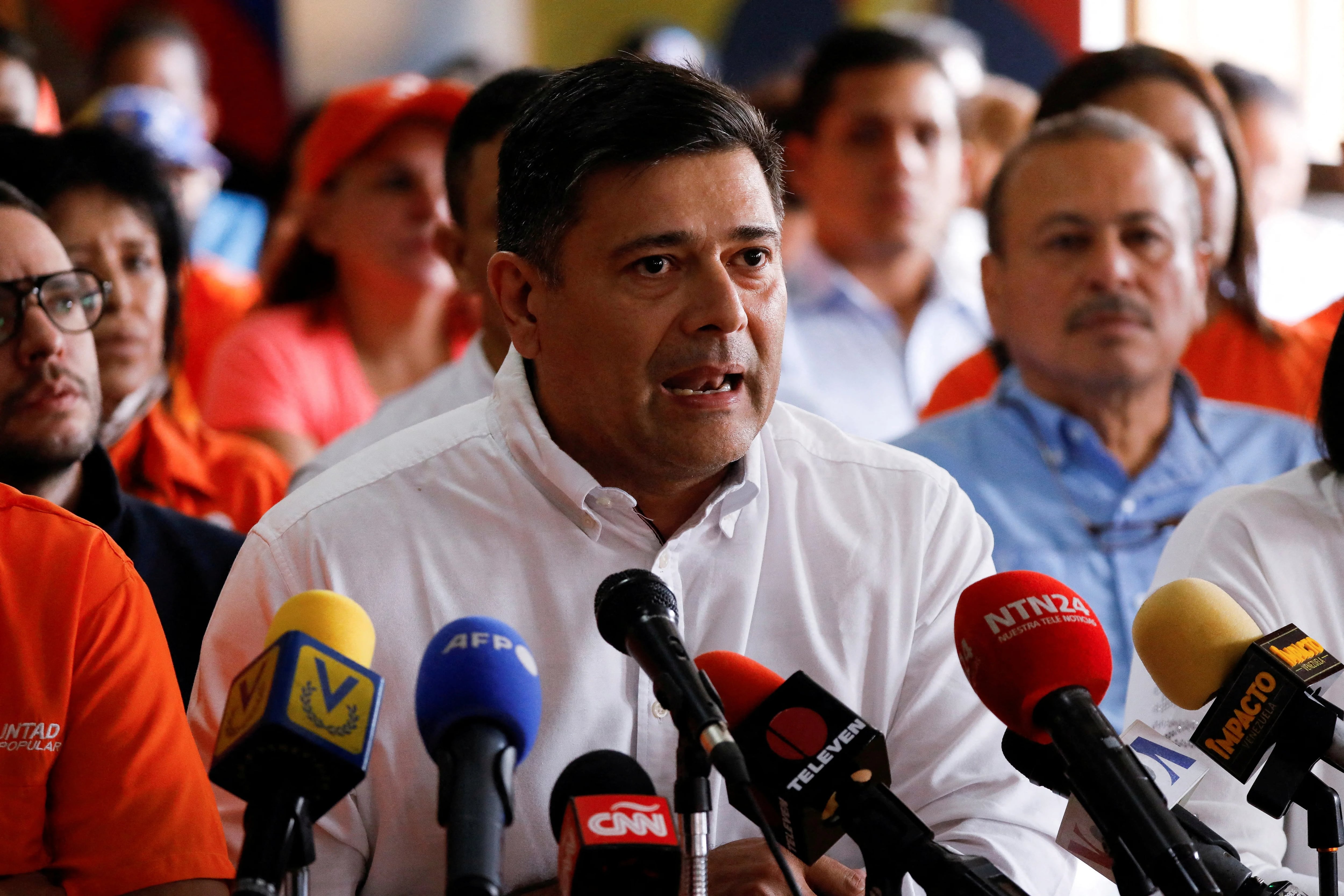 Freddy Superlano, el precandidato de "Voluntad Popular" también está inhabilitado (Reuters)