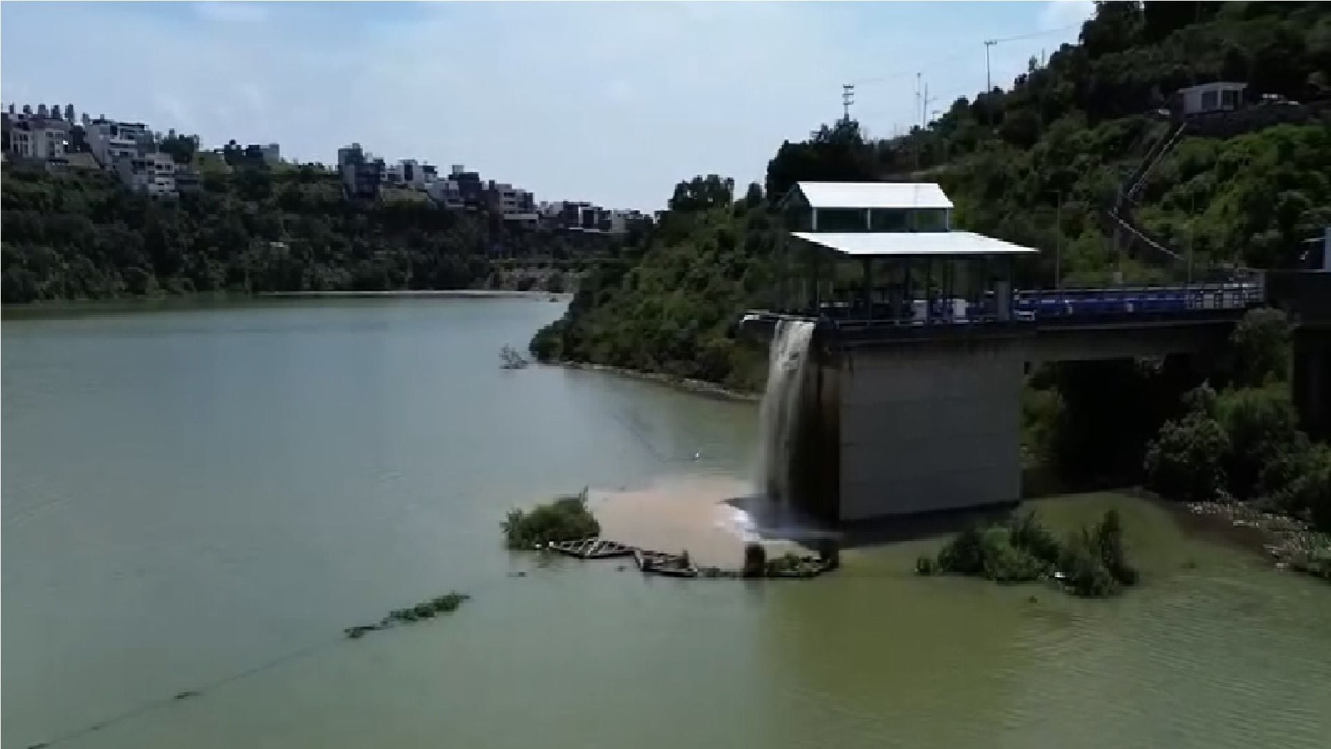 El Sistema Cutzamala, que abastece de agua potable a la Ciudad de México y al Estado de México/ Presa Madín Atizapán Edomex (Especial)