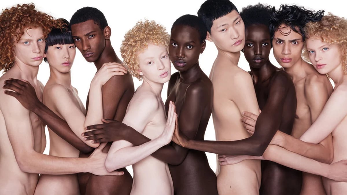 Provocadora e inclusiva: la primera campaña gráfica de Benetton sin ropa -  Infobae