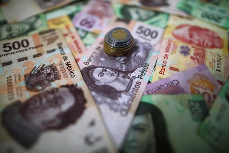 Gobierno de AMLO obtuvo menos dinero tras caída en ingresos de Pemex -  Infobae