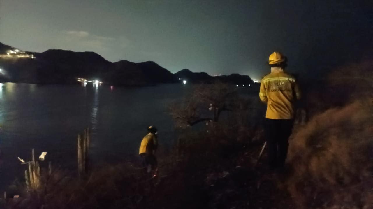 El accidente se reportó en un cerro de Taganga - crédito Bomberos de Santa Marta