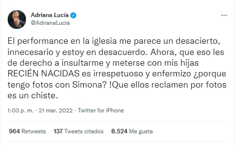 Adriana Lucia denounced threats against her after photos of her were released with 'Simona' who staged an act of protest at the Primada Cathedral.
PHOTO: Via Twitter (@AdrianaLucia)