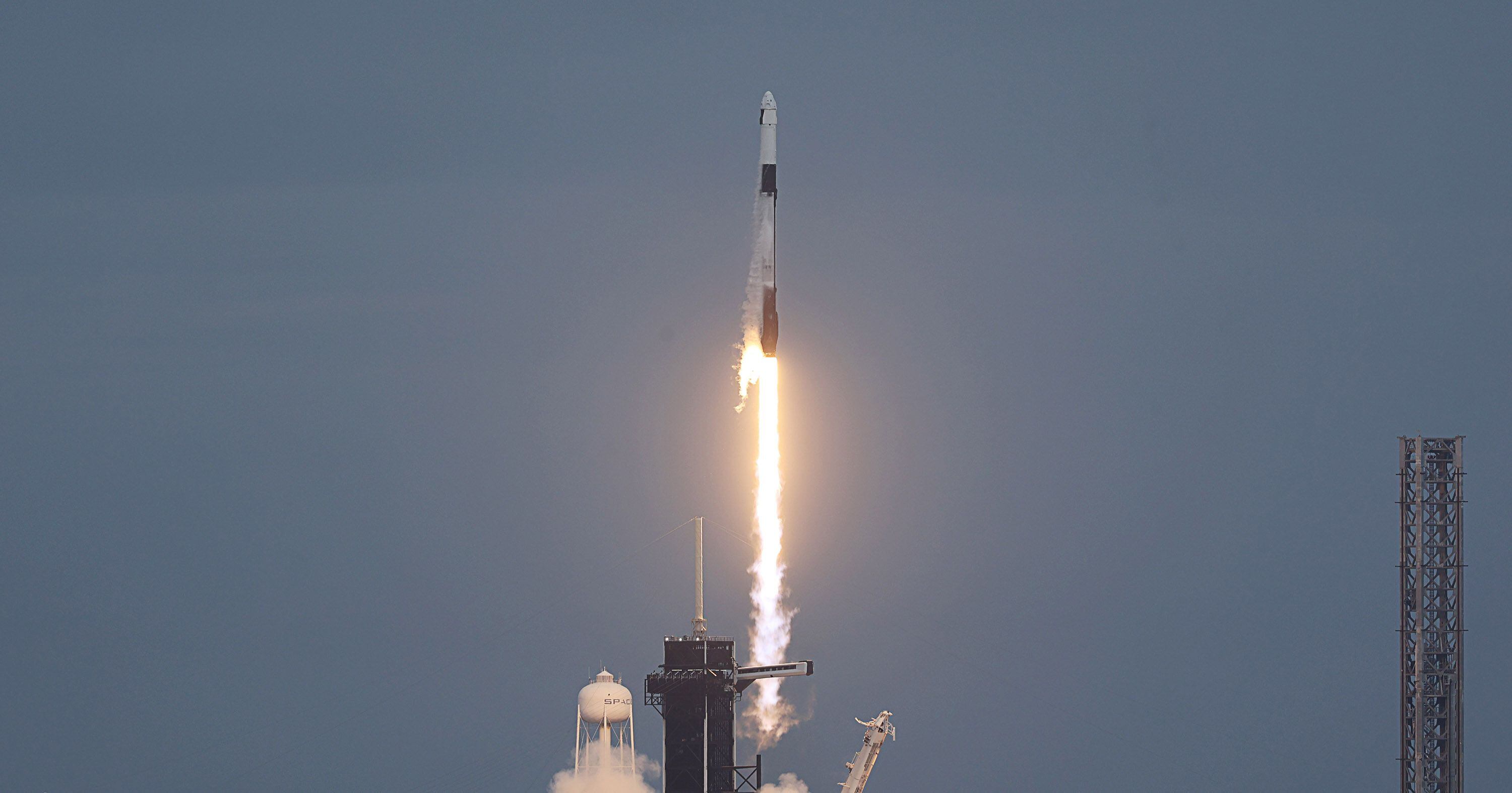 Elon Musk quiere que los vuelos espaciales sean tan comunes como los aéreos. (Europa Press) 