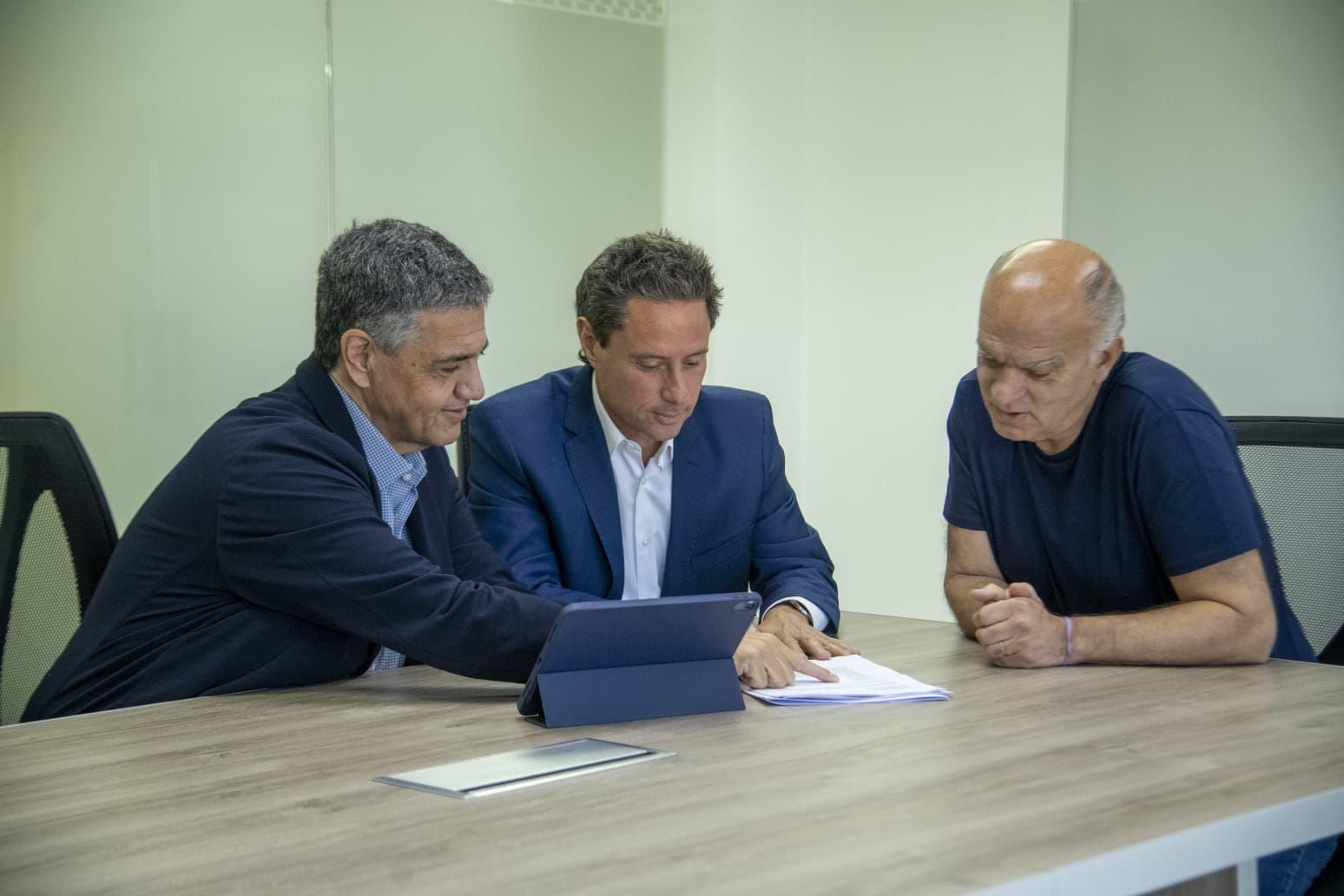 Jorge Macri confirmó a Néstor Grindetti como jefe de Gabinete en el Gobierno porteño. Será secundado por Gabriel Sánchez Zinny. 