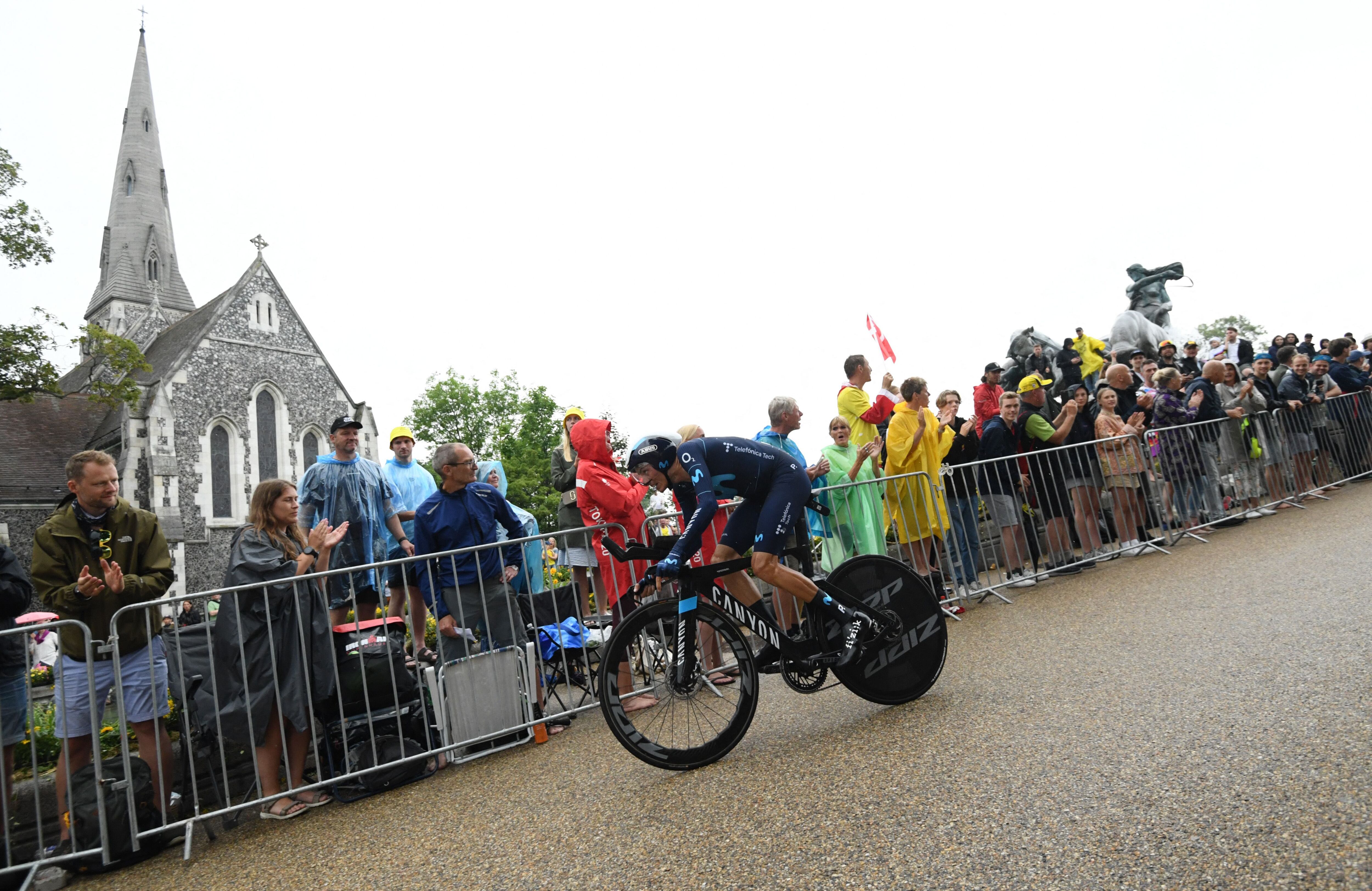 Enric Mas en la pasada etapa inaugural del Tour (REUTERS/Annegret Hilse)