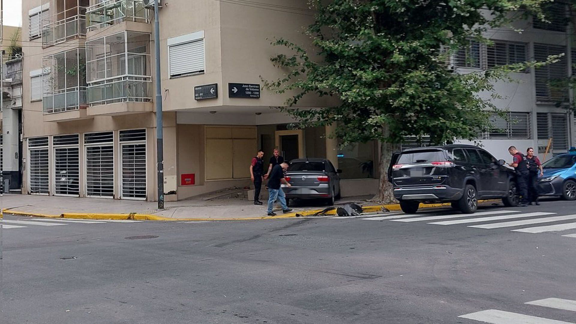 Choque entre un auto y una moto en Villa Crespo portada