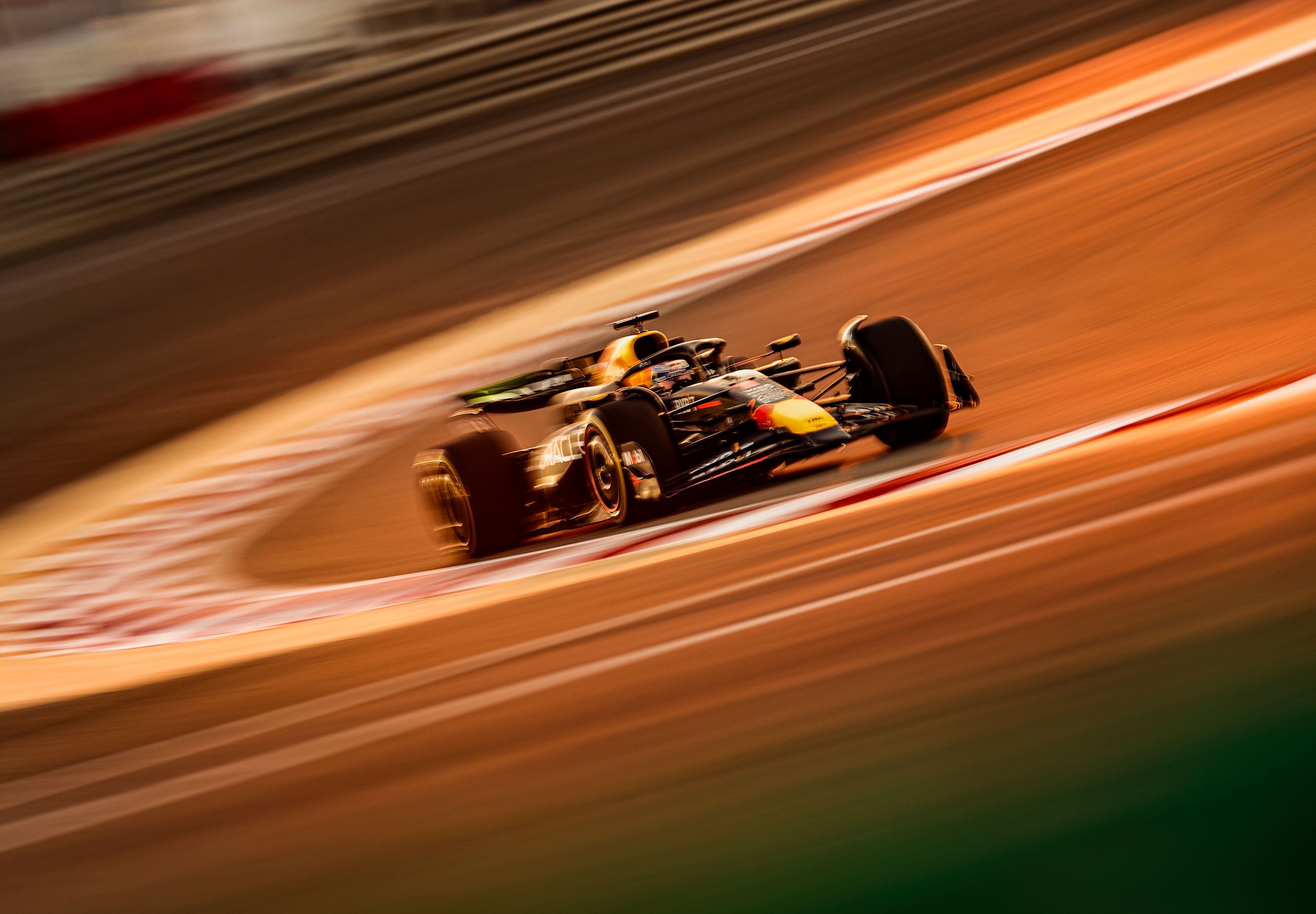 Max Verstappen en el circuito de Sakhir (EFE/EPA/ALI HAIDER)
