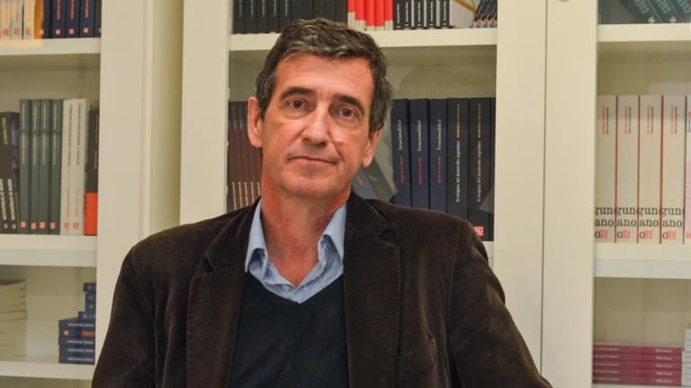 Marcos Novaro presentó su libro “Por qué es tan difícil gobernar Argentina y cómo nuestros presidentes y coaliciones podrían hacerlo mejor” en la Librería del Fondo de Cultura Económica.