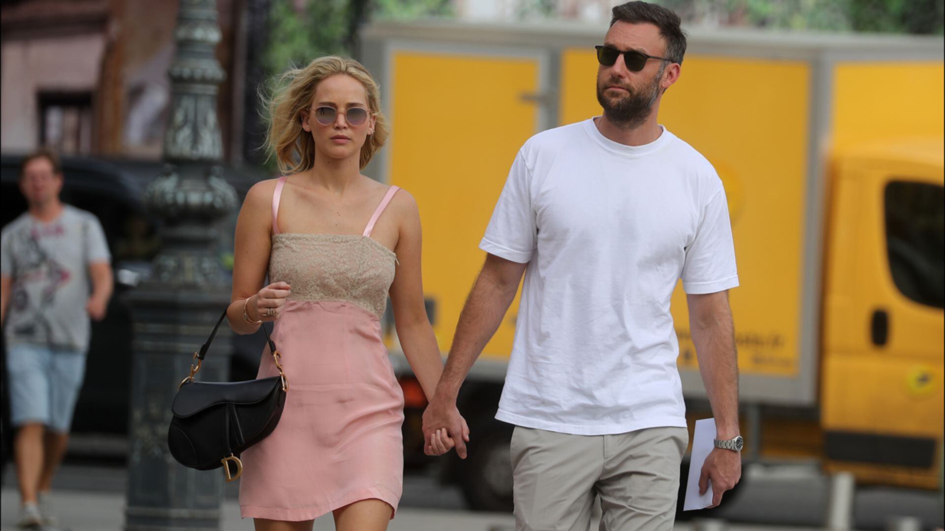 Jennifer Lawrence se casó con el galerista Cooke Maroney en una