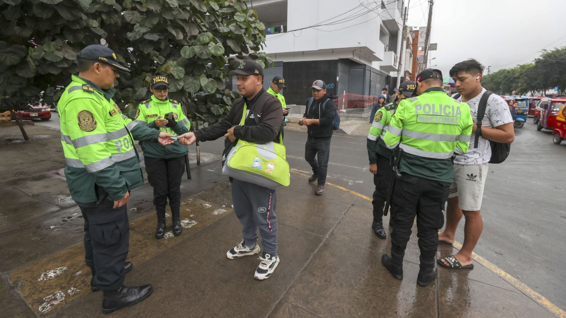 Choy reveló que desde el Ministerio del Interior le manifestaron que están viendo cómo cambiar la estrategia porque no está dándoles resultados. (Foto: Andina)