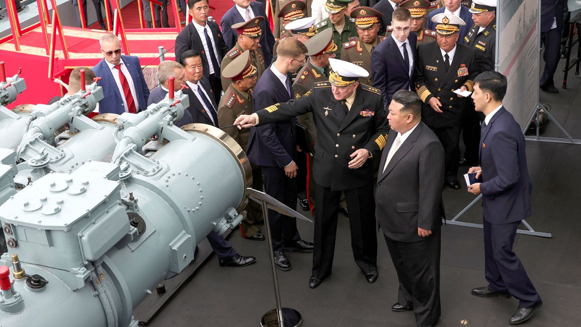 Las visitas de Kim a sitios militares y tecnológicos esta semana posiblemente insinúen lo que quiere de Rusia (AP)