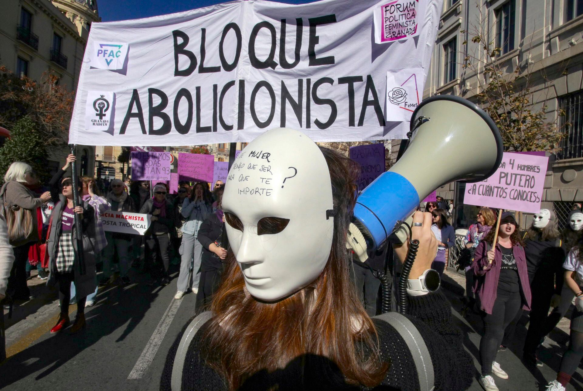 Manifestación en Granada 25N. (EFE/ Pepe Torres)