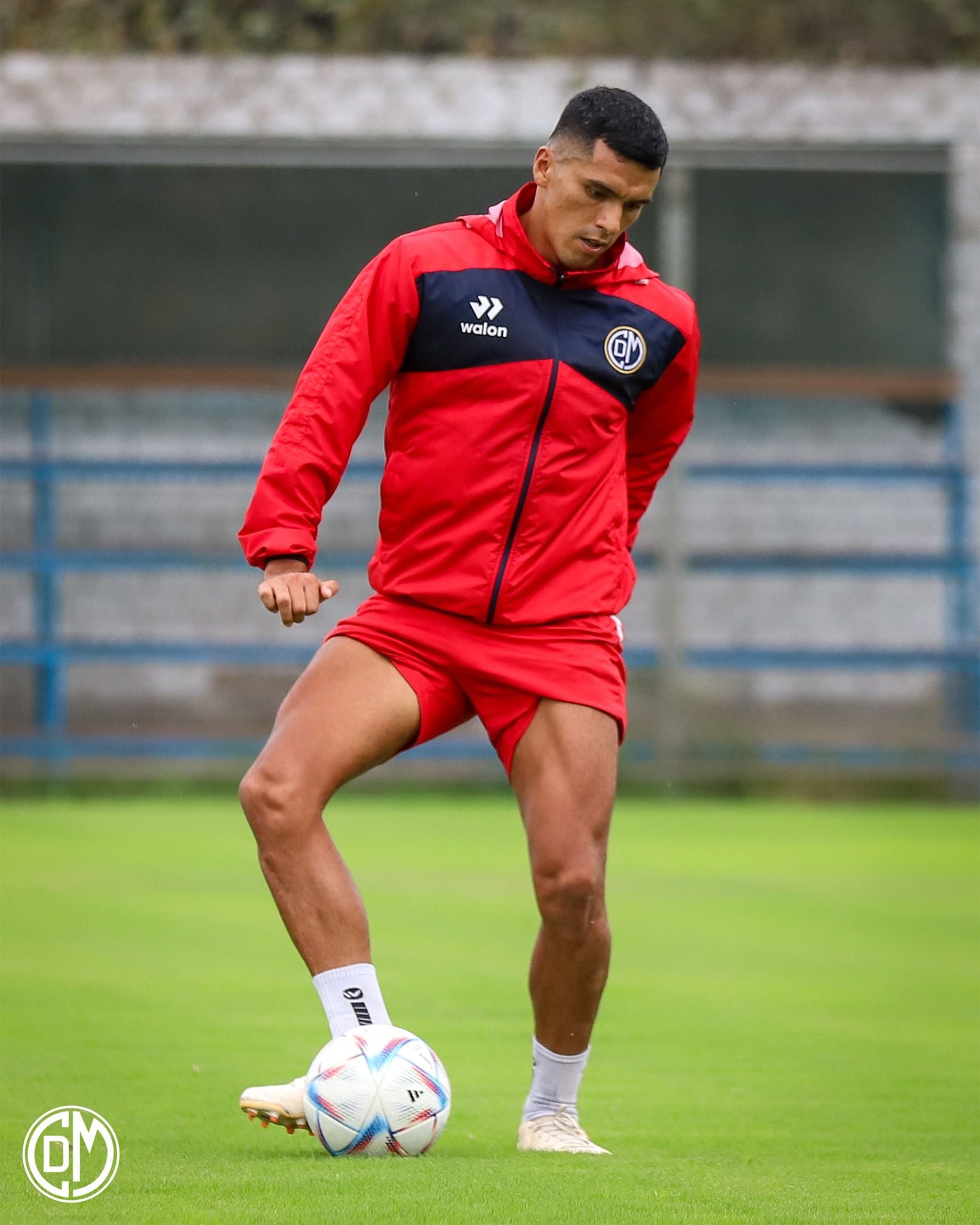 Plantel de Deportivo Municipal entrenando de cara al duelo ante Cienciano. (Foto: Deportivo Municipal)