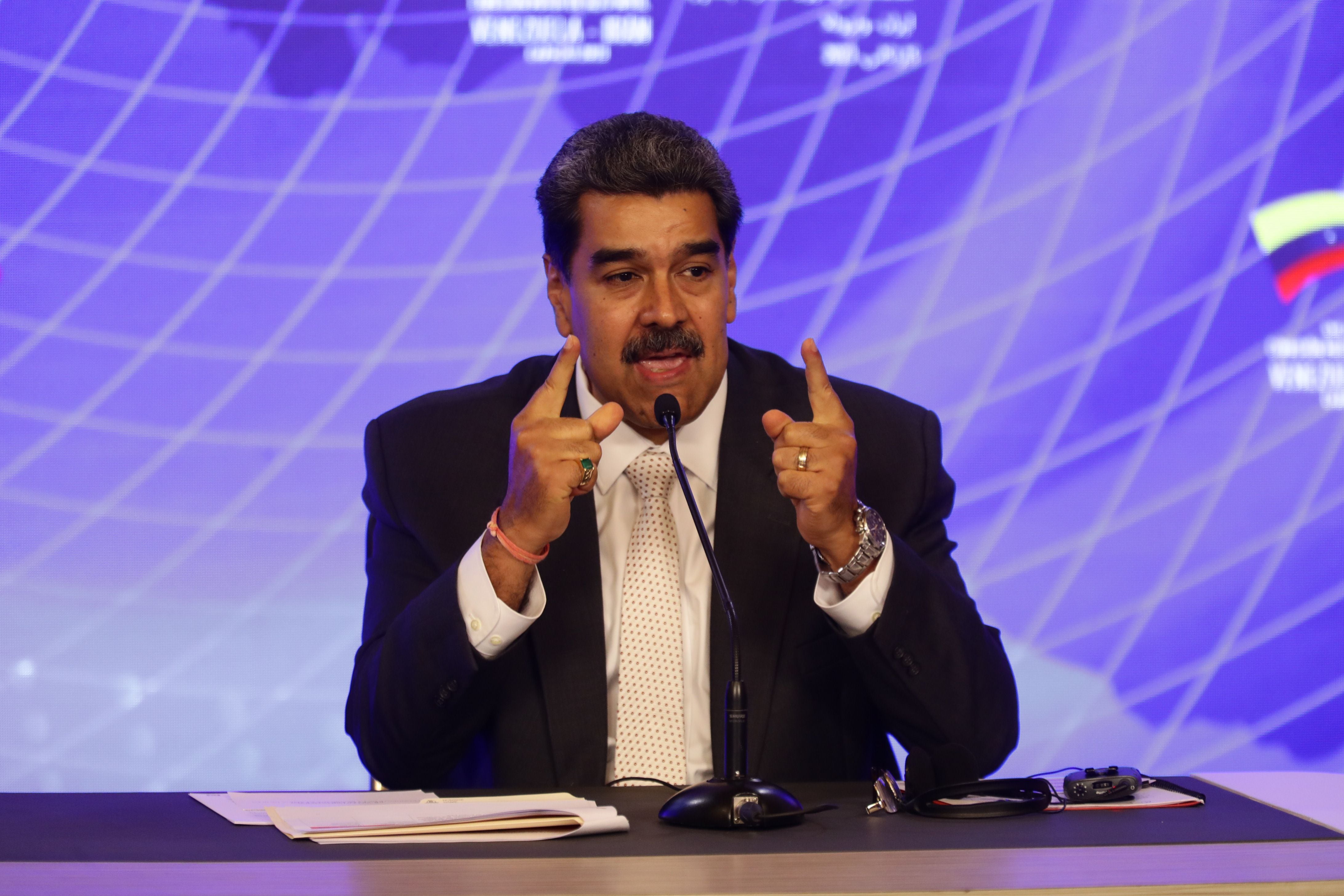 El dictador Nicolás Maduro negó que haya una recesión en Venezuela (EFE/ Rayner Peña)