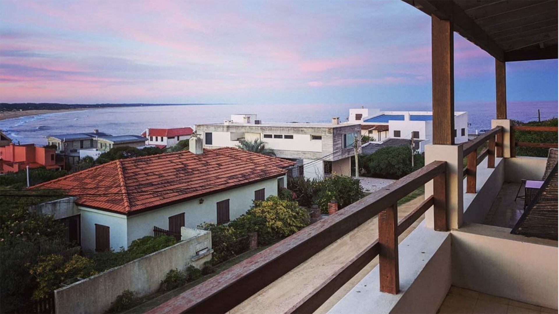 El Hotel Brisas, en La Pedrera, del que la argentina Laura Jauregui era propietaria.