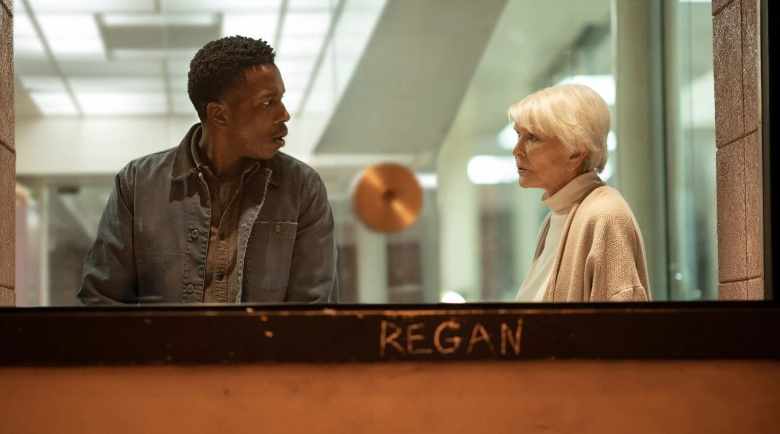 La película trae de regreso a Ellen Burstyn como Chris MacNeil. (Créditos: Universal Pictures)