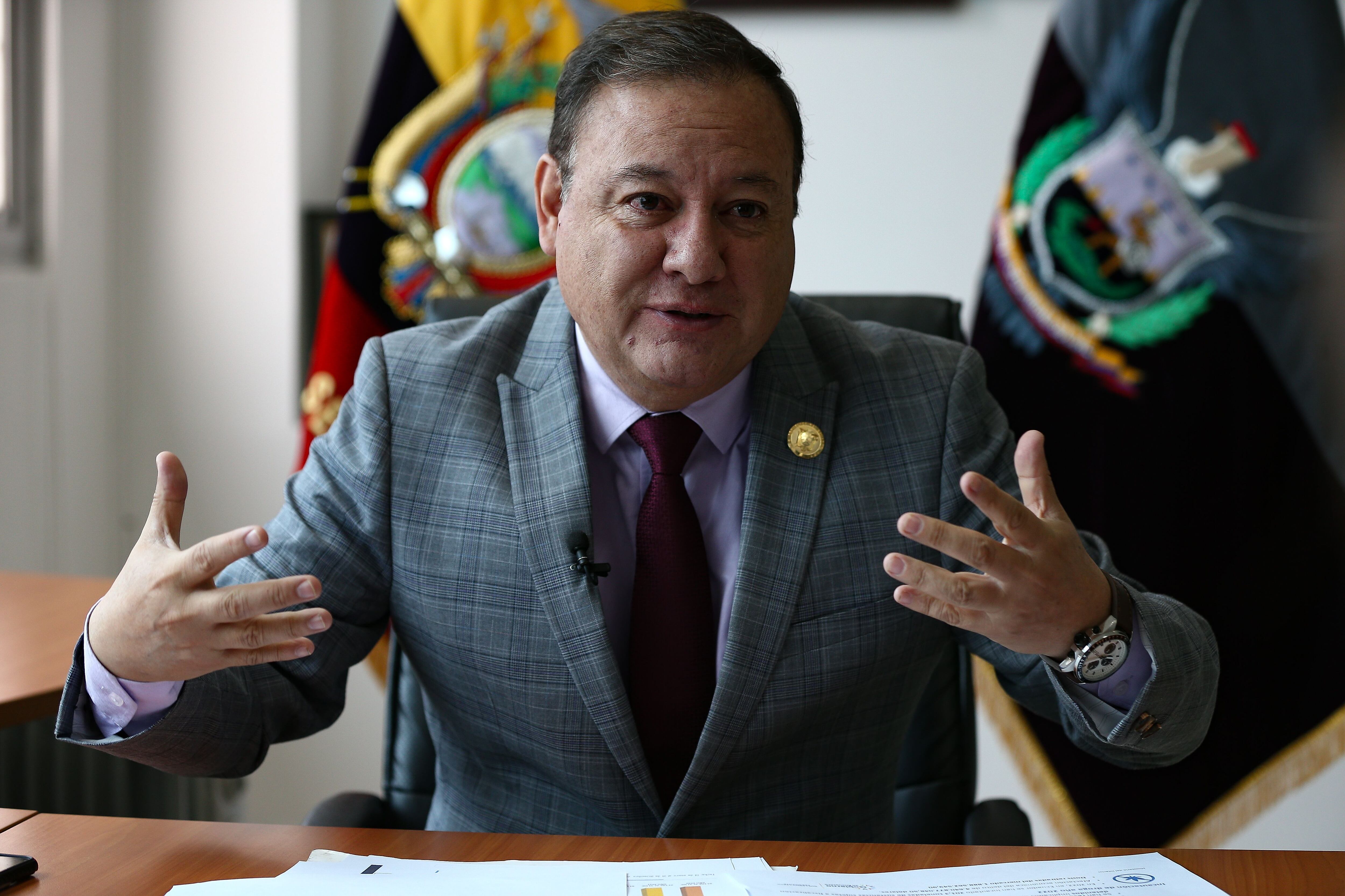 El ministro del Interior de Ecuador, Juan Zapata, ha explicado que los cabecillas e integrantes de las bandas criminales no pueden beneficiarse del programa de recompensas. (EFE/José Jácome)
