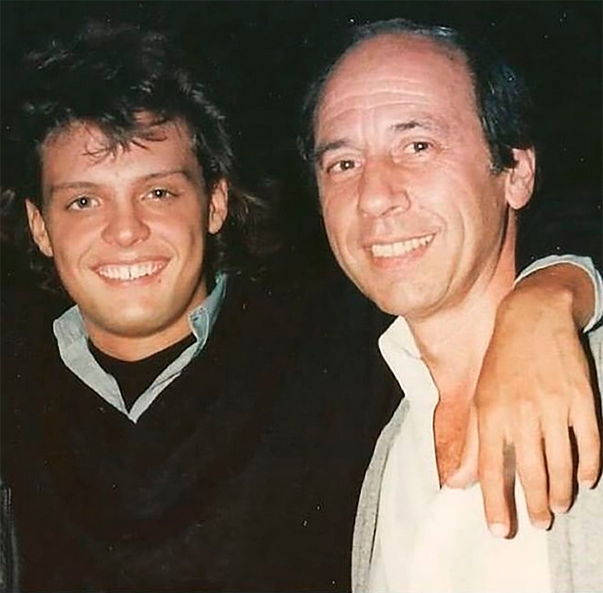 Luis Miguel y su representante, Hugo López, a fines de los años '80