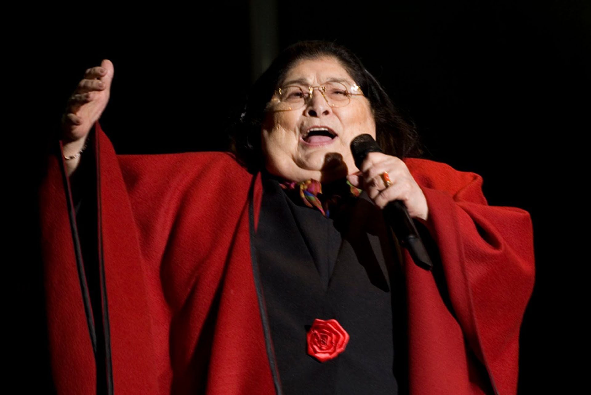 Mercedes Sosa por Mercedes Sosa: la vida de la cantante popular según sus propias palabras - Infobae