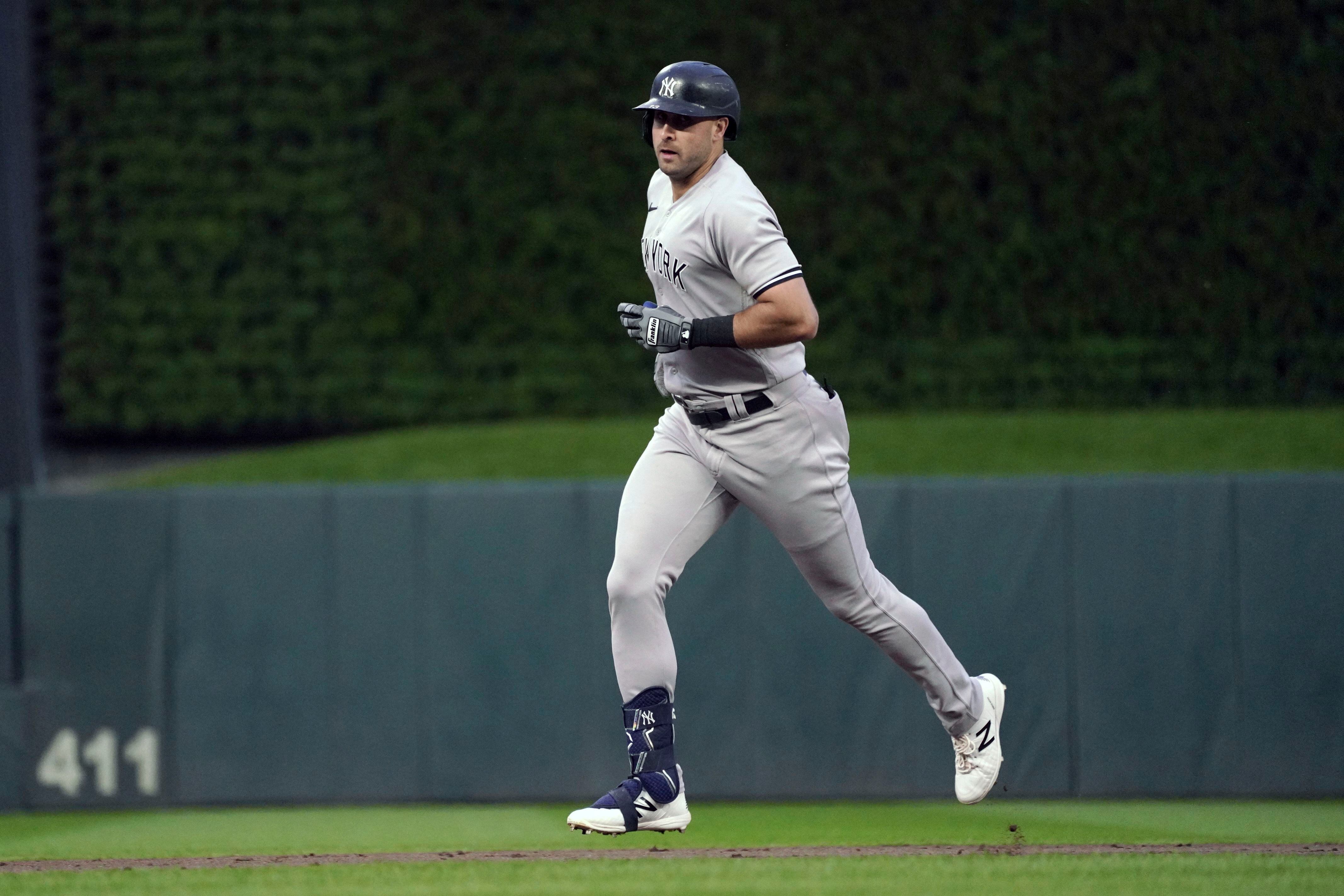 Giovanny Urshela reported with a home run on the debut of Los Mellizos -  Infobae