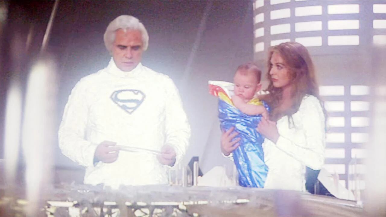 El bebé que interpretó al pequeño Kal-El falleció a sus 14 años tras inhalar sustancias tóxicas