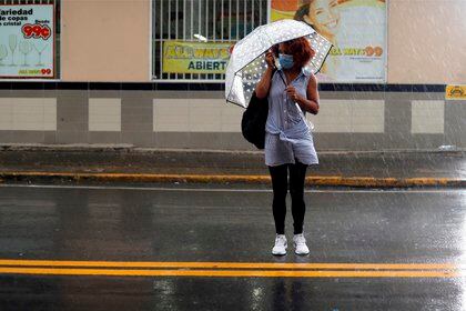 La Depresión Tropical Veinticinco se intensificó hasta la Tormenta Tropical Gamma alrededor de las 7:00 p.m. (Foto: EFE / Thais Llorca)