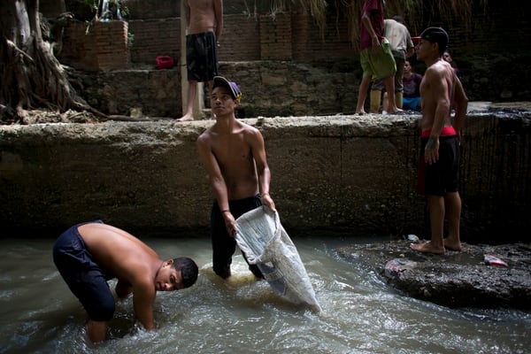 Venezuela atraviesa la peor crisis de su historia (AP Photo/Ariana Cubillos)