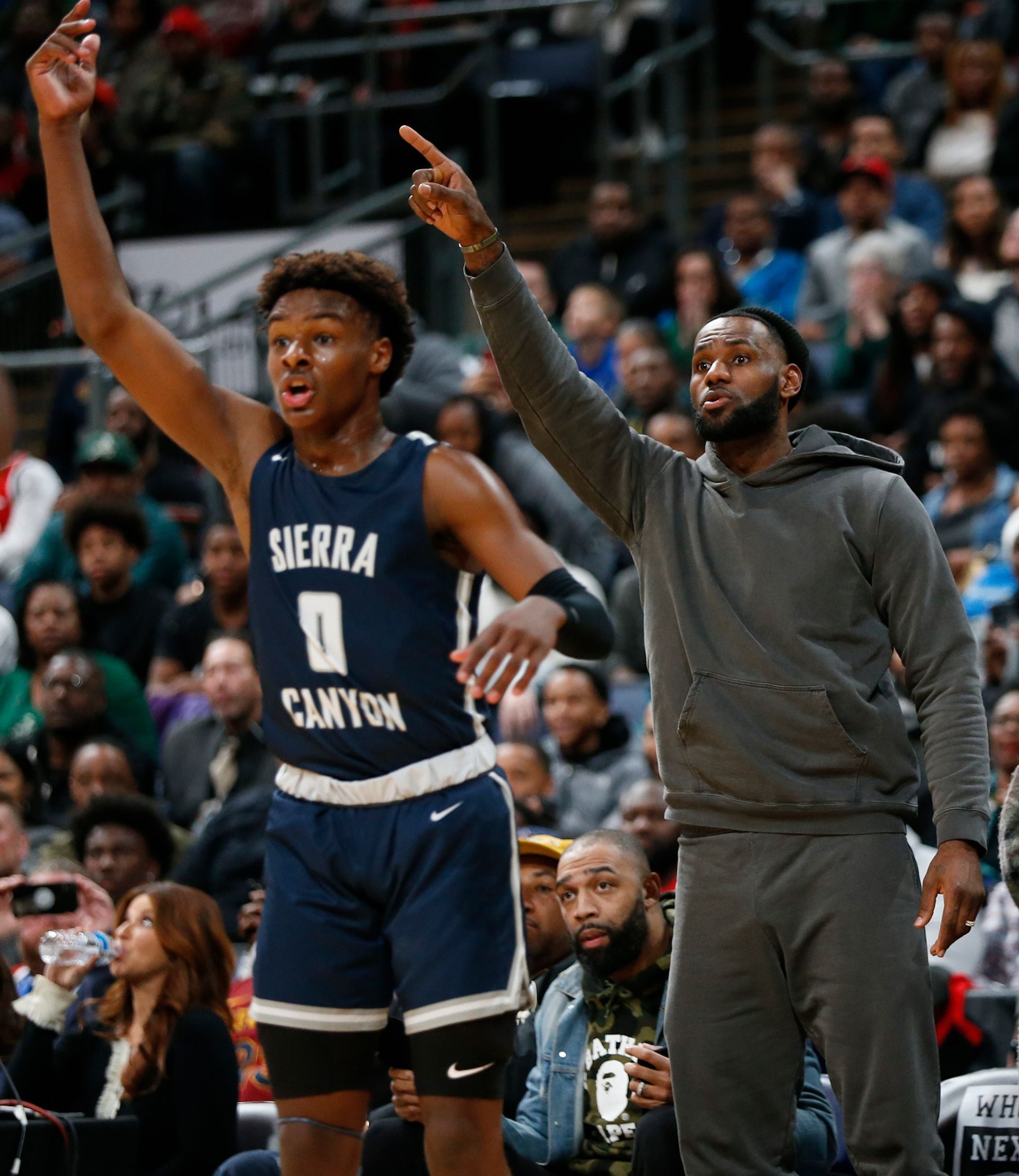 Bronny fue figura del colegio Sierra Canyon y recientemente se incorporó a los USC Trojans para continuar su ascenso hasta la NBA (AP)