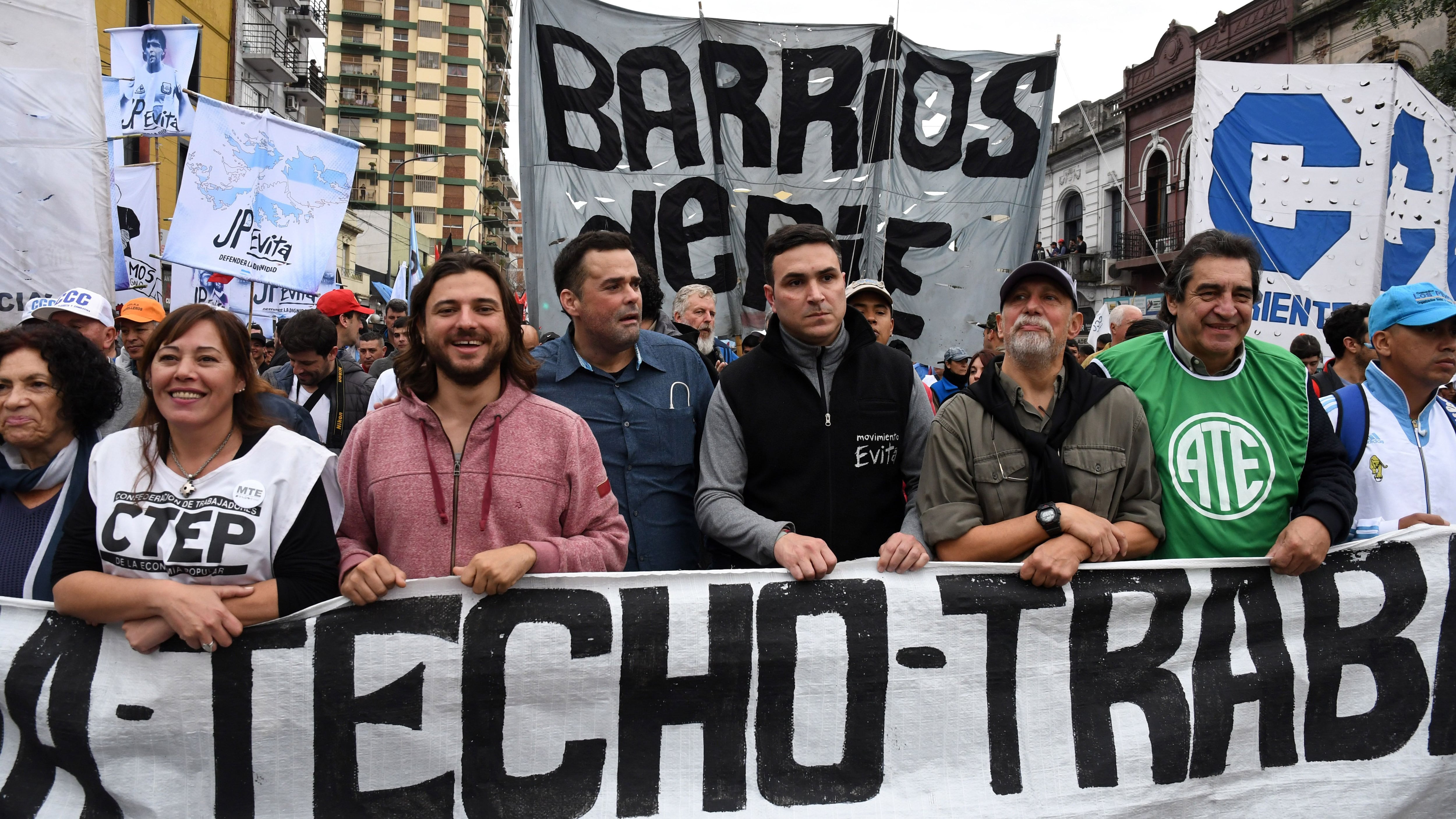 La ley de Tierra, Techo y Trabajo es impulsada por los movimientos sociales oficialistas (Foto: Gustavo Amarelle/DDC)