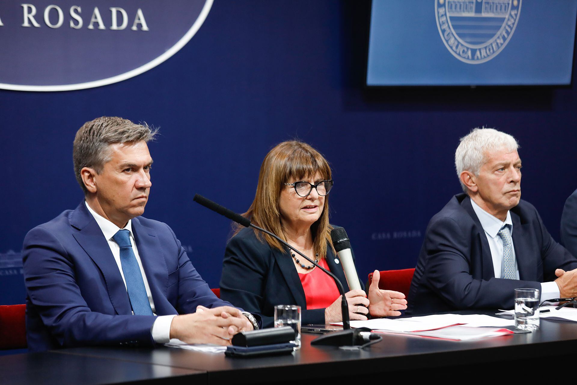 Patricia Bullrich en conferencia