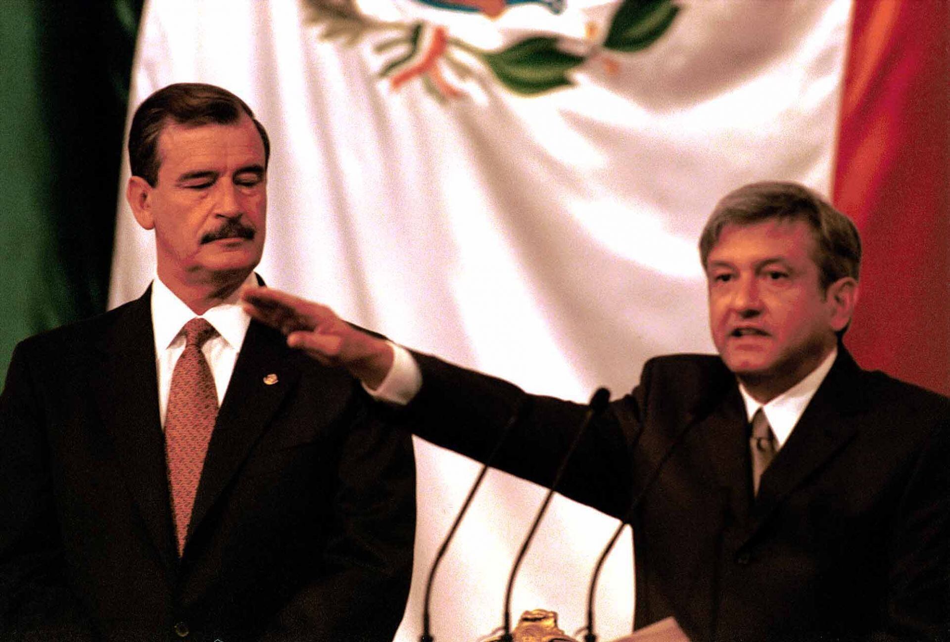 Vicente Fox  Andrés Manuel López Obrador