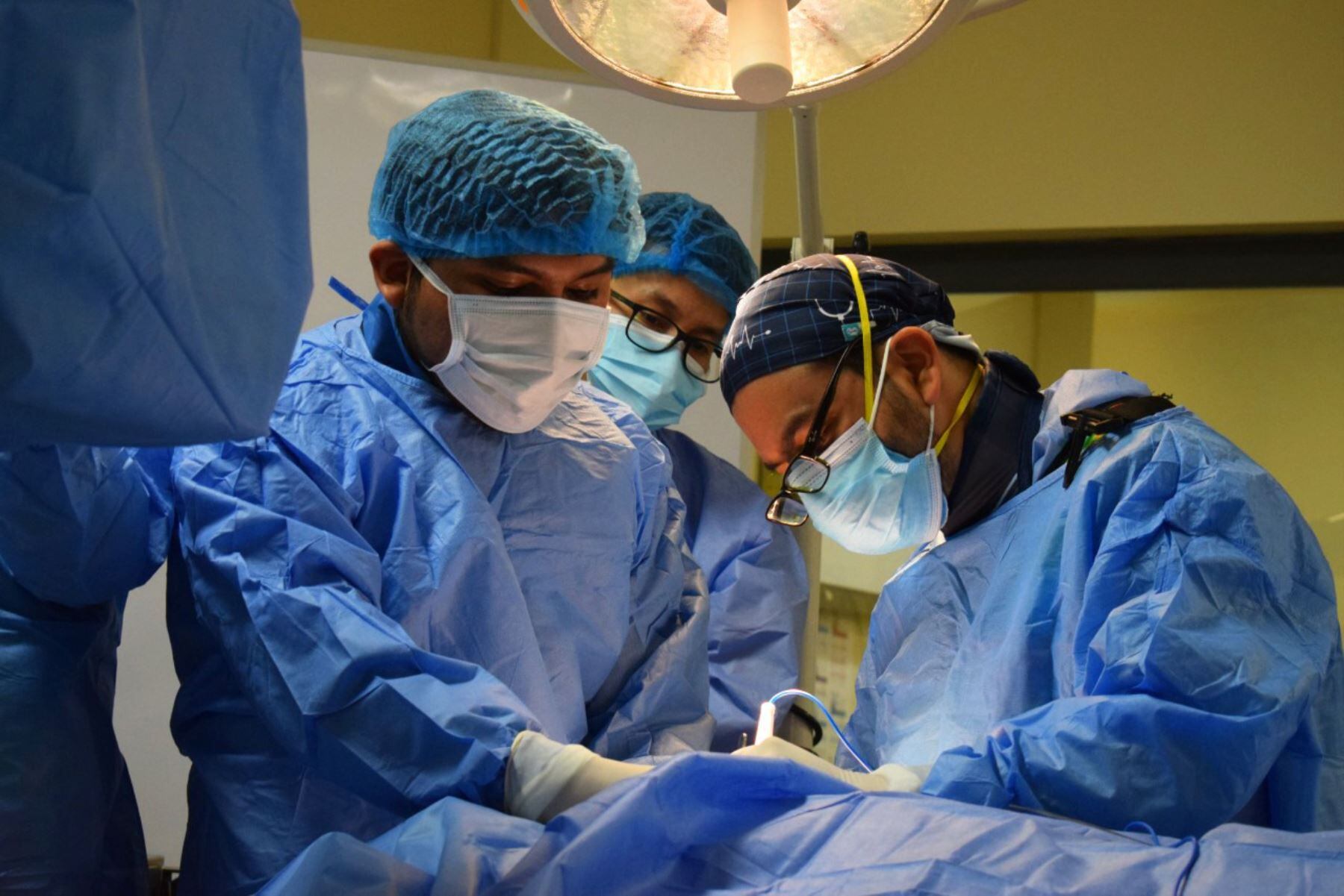 Para ingresar al Serums, los estudiantes de medicina deben pasar por un riguroso examen. (Foto: Andina)