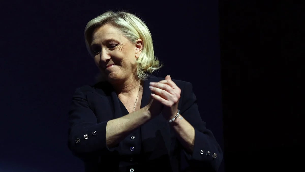 Francia comienza una semana clave tras las elecciones que dejaron a la extrema derecha a las puertas del poder