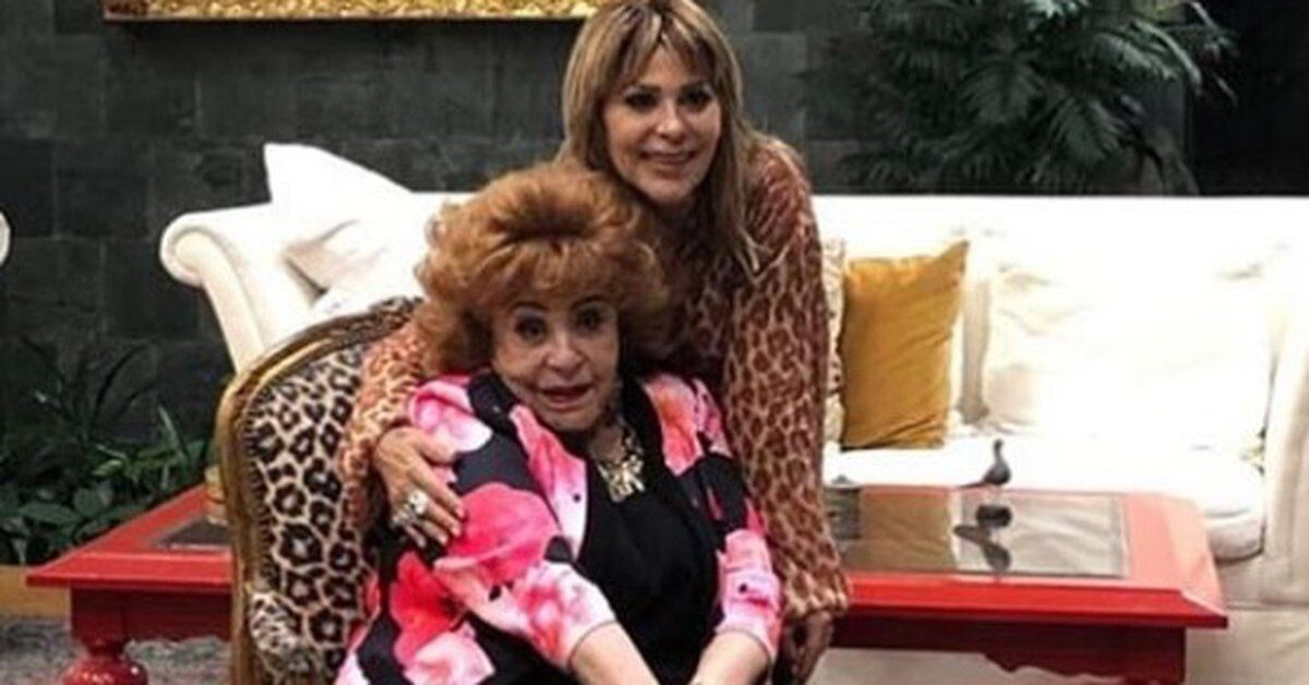 «Esa foto me asusta»: la despiadada crítica de Silvia Pinal y Alejandra Guzmán por su nuevo diseño de cejas