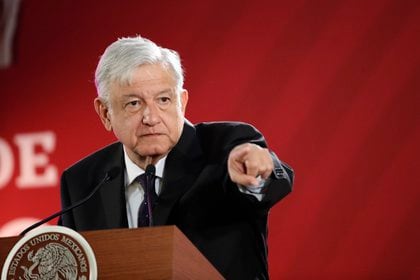 Los principales problemas que no permitirán el avance de López Obrador surgieron a partir del 28 de febrero de 2020 (Foto: José Méndez/EFE)