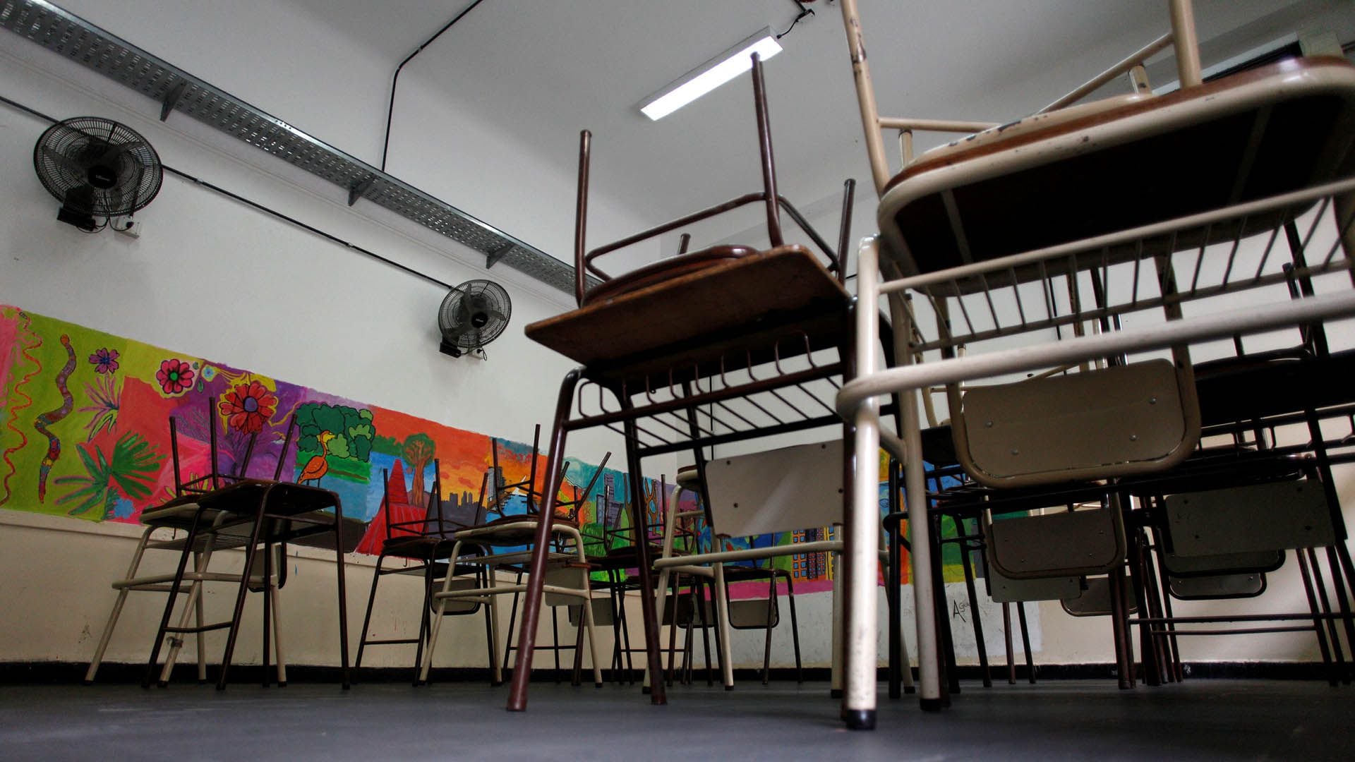 An empty classroom is seen at a public school during a national strike to demand better salaries in Buenos Aires, Argentina, July 3, 2018. REUTERS/Martin Acosta