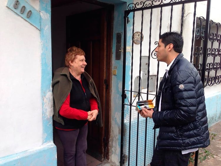 Julio Cruz durante su campaña a intendente de Lomas de Zamora (@juliocruz_9)