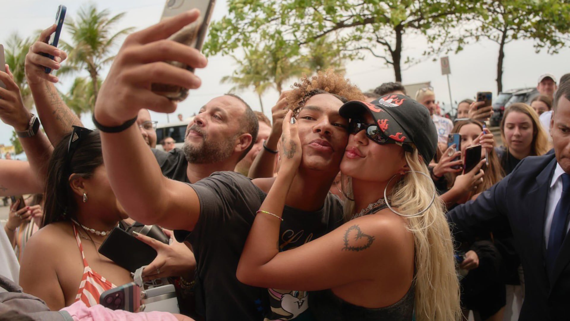 Karol G se prepara para su presentación en el festival Rock in Rio 2024 - crédito @weinthecrowd / X