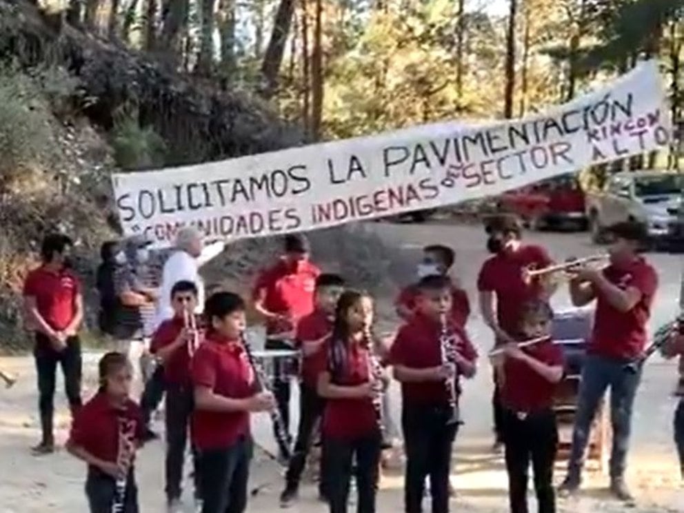 Amlo Se Comprometió A Dar Respuesta A Niños Músicos De Oaxaca Para