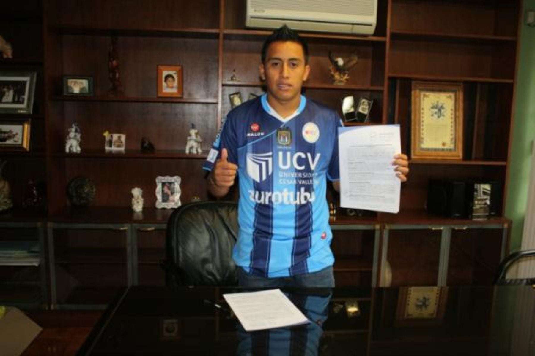 Christian Cueva solo dio una asistencia con la camiseta de César Vallejo.