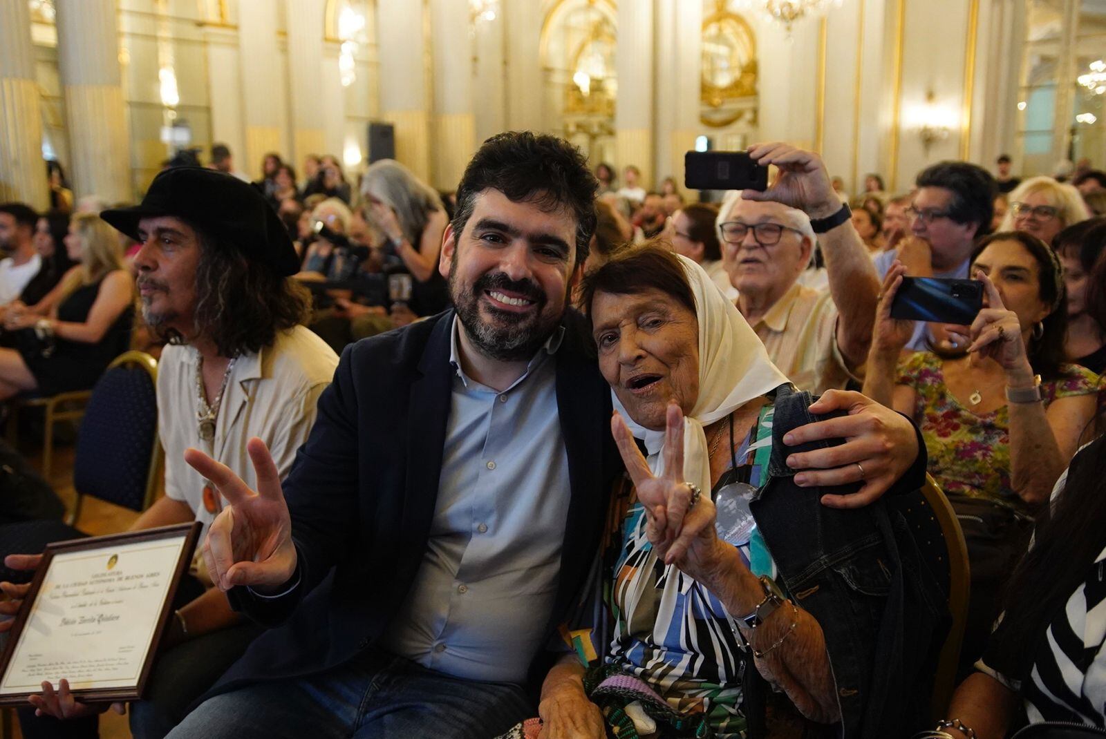 Charly García Legislatura Porteña