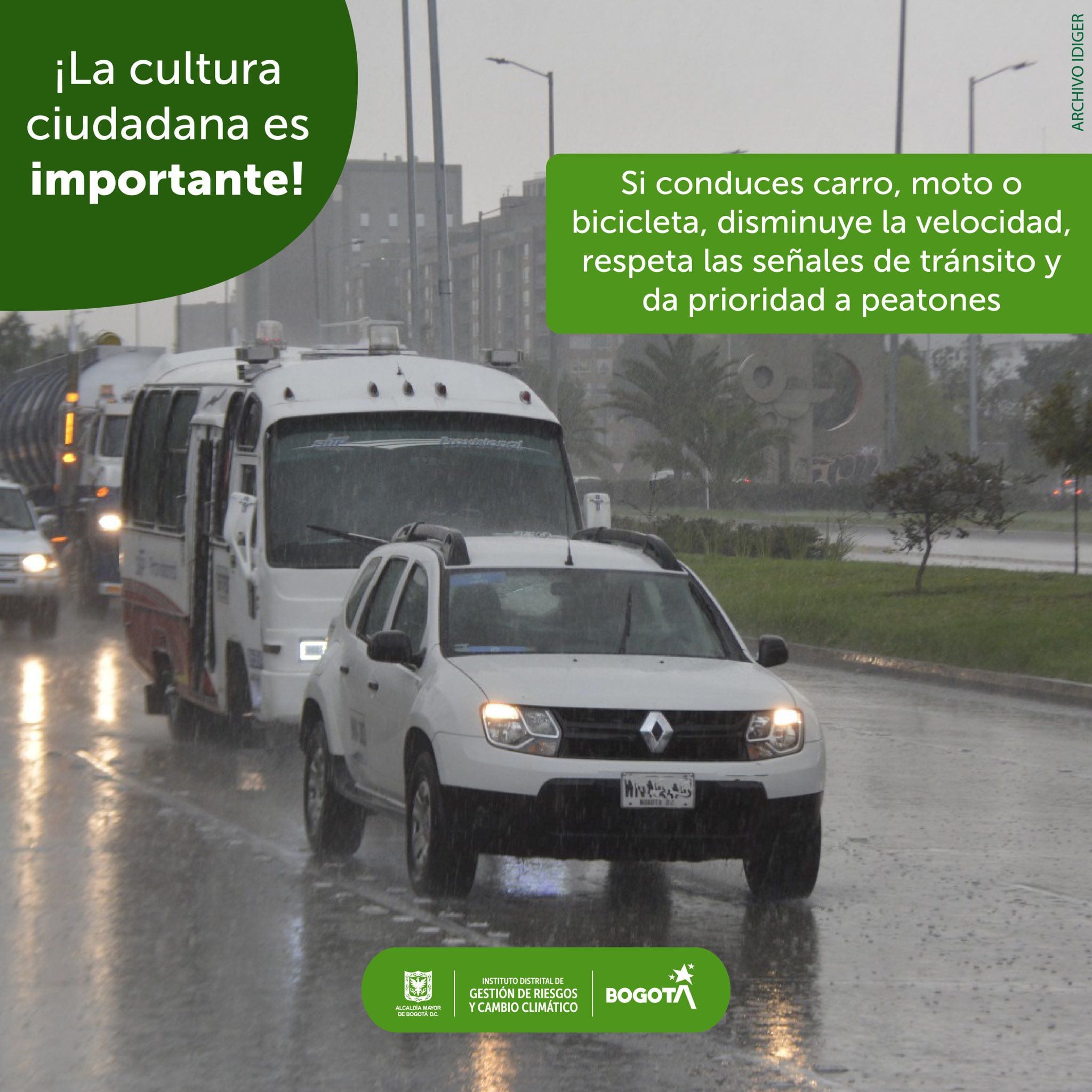 El Distrito compartió una serie de recomendaciones para evitar siniestros viales durante periodos de lluvias - crédito Idiger