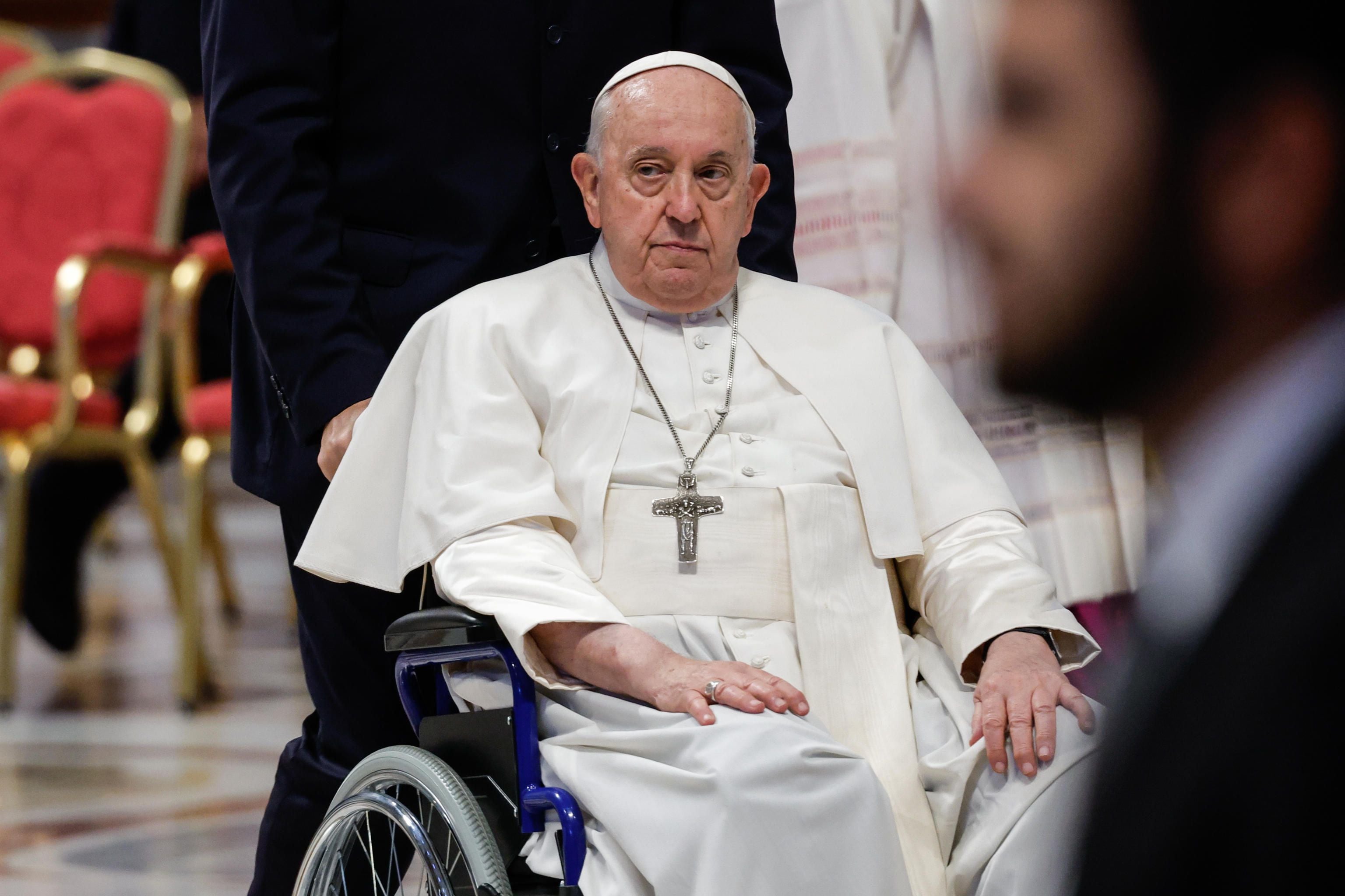 El papa Francisco se disculpó por no poder leer un discurso ante un grupo de rabinos: “No estoy bien de salud”
