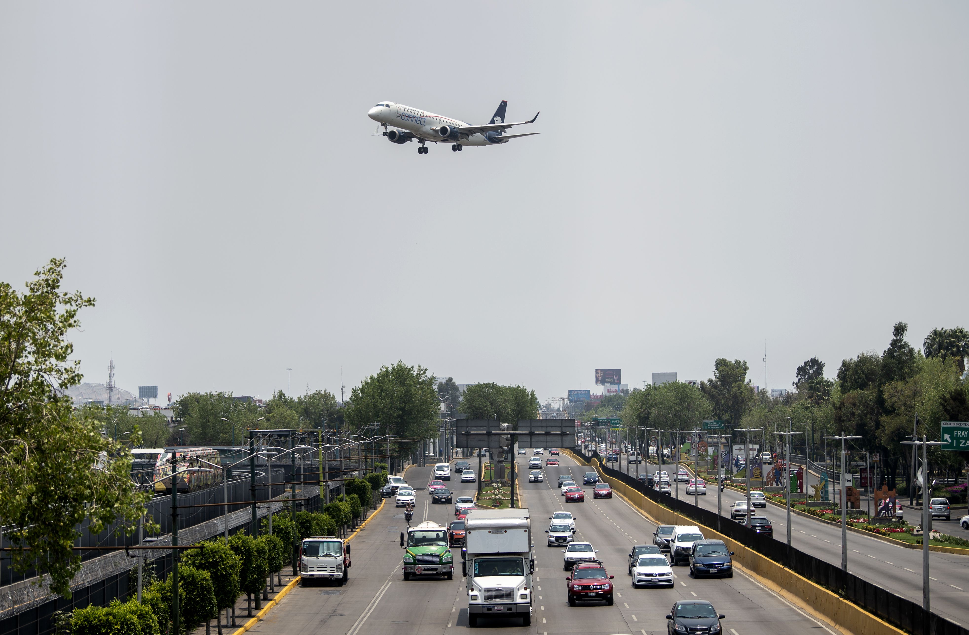 aeromexico - flugzeug - flughafen cdmx - 05272020