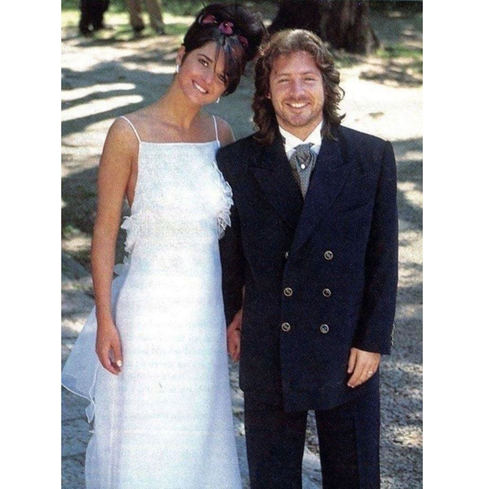 Araceli González y Adrián Suar en el día de su boda, 1997